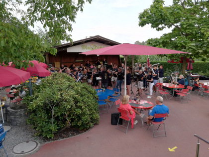 Platzkonzert beim Restaurant Stelzenhof in Weinfelden, Dienstag, 11. August 2020